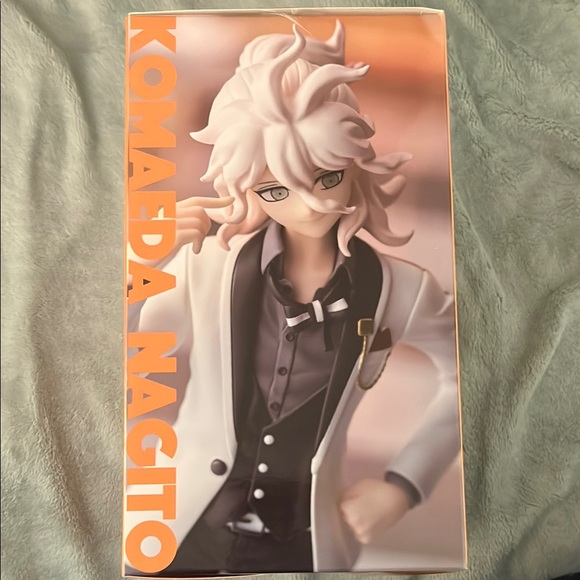 Anime Character Figure in White and Black Outfit - Picture 9 of 13